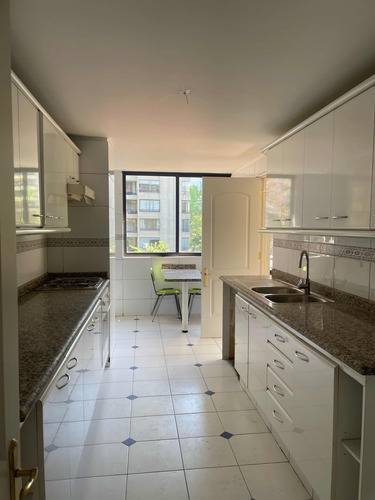 Venta Departamento NP 3D en suite Walk-in cl&oacute;set 3B 1E 1B Nueva Las Condes - Las Condes