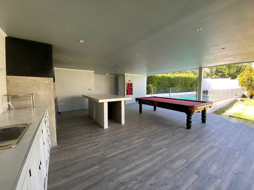 Arriendo Casa 3D 4B 2E 1B Chicureo - Colina