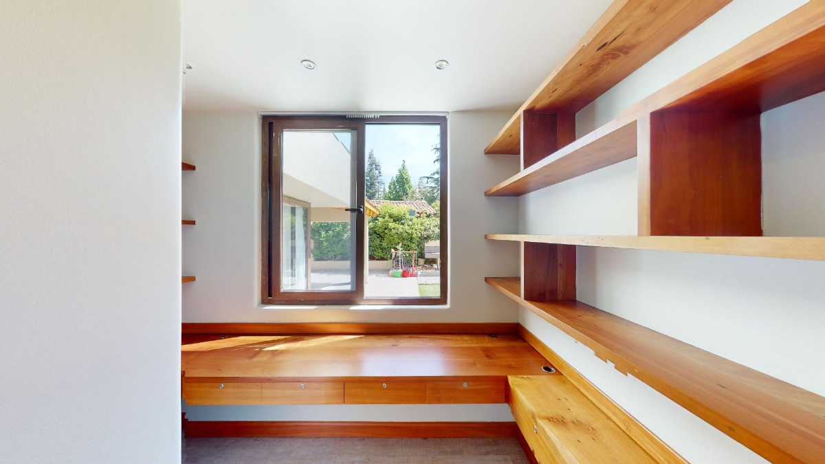 Arriendo Casa NO 3D en suite Walk-in cl&oacute;set 4B 3E 1Bd La Dehesa - Lo Barnechea