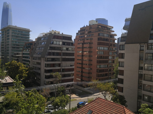 Venta Departamento 3D 3B 2E Barrio El Golf - Las Condes