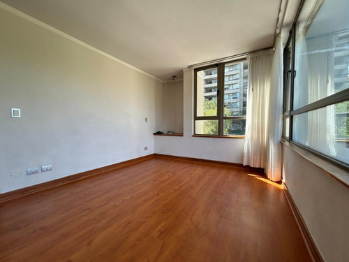 Venta Departamento NO 2D en suite Walk-in cl&oacute;set 2B 1E 1B Tabancura - Vitacura