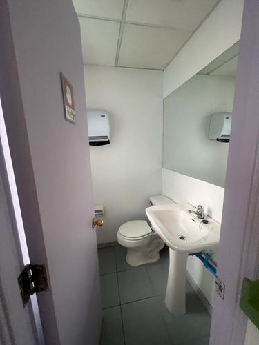 Arriendo Oficina 2B Pedro de Valdivia - Providencia