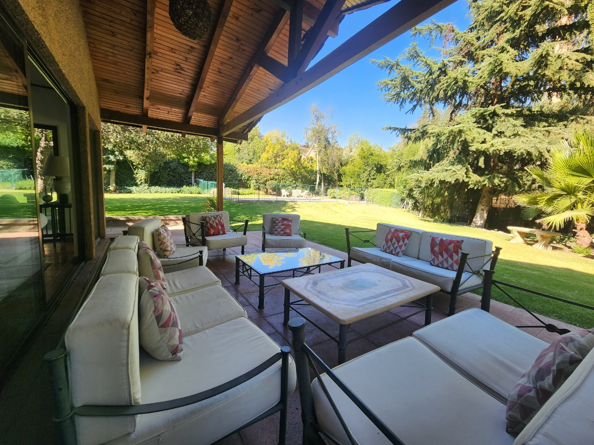 Venta Casa NO 6D en suite Walk-in cl&oacute;set 5B 6E 2Bd El Huinganal - Lo Barnechea