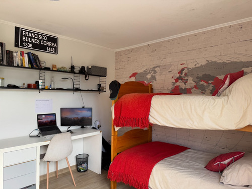 Venta Casa 4D en suite Walk-in cl&oacute;set 3B 2E 1B San Carlos de Apoquindo - Las Condes