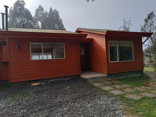 Arriendo Casa NP 3D en suite Walk-in cl&oacute;set 2B 2E 1B Centro de Puerto Varas - Puerto Varas