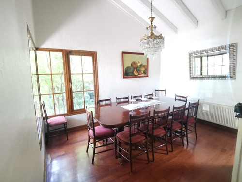 Venta Casa 5D en suite Walk-in cl&oacute;set 5B 2E Los Dominicos - Las Condes