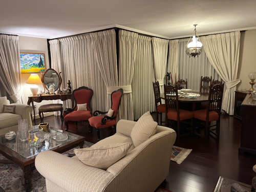 Venta Departamento O 4D en suite Walk-in cl&oacute;set 3B 2E 1B Metro Manquehue - Apumanque - Las Condes