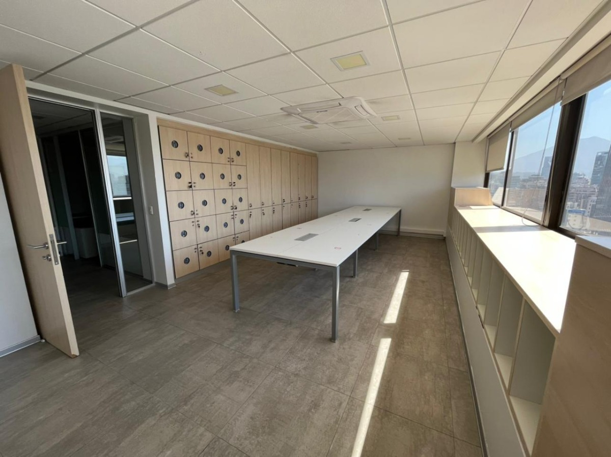 Arriendo Oficina 6B Metro Tobalaba - Mall Costanera - Providencia