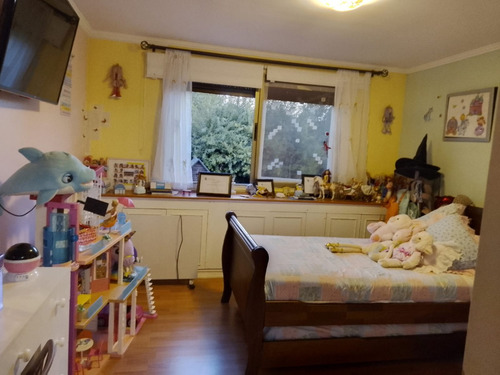 Venta Casa 5D en suite Walk-in cl&oacute;set 4B 2E 1B Chicureo - Colina