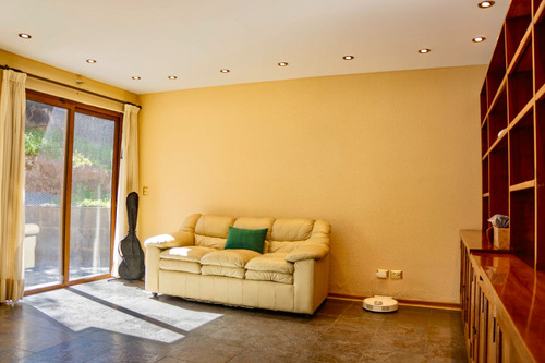 Venta Casa SO 6D en suite Walk-in cl&oacute;set 5B 4E 1B Los Dominicos - Las Condes