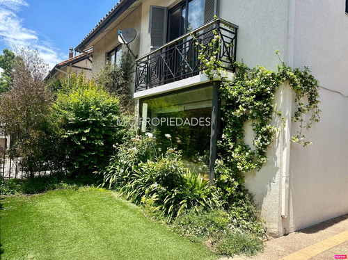 Venta Casa N 4D en suite Walk-in cl&oacute;set 2B 2E 1B La Llaver&iacute;a - Vitacura