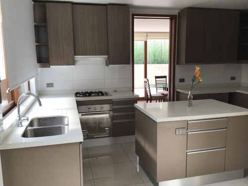 Venta Casa NOSP 5D en suite Walk-in cl&oacute;set 5B 3E La Reina Alta - La Reina