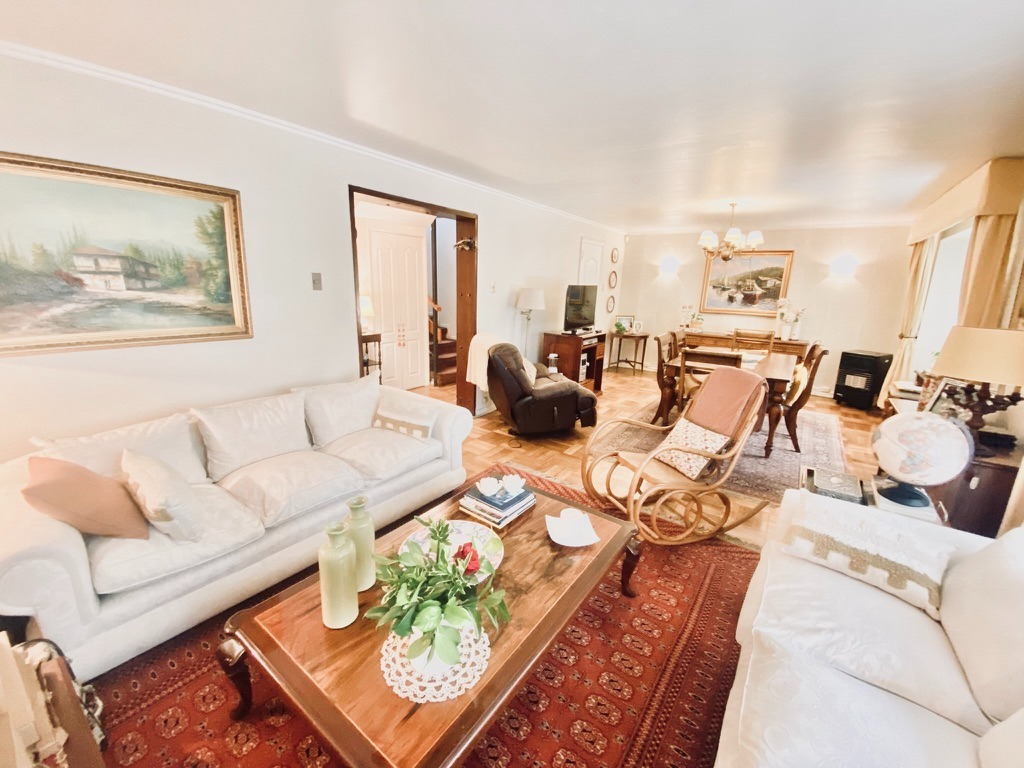 Venta Casa NOSP 5D 3B 6E 1Bd Plaza Ega&ntilde;a - &Ntilde;u&ntilde;oa