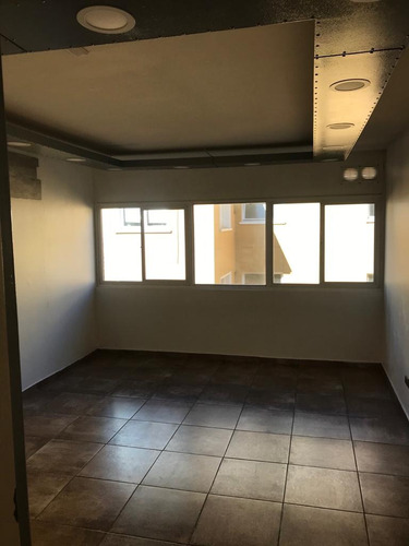 Arriendo Oficina SP 3B 2E Barrio El Golf - Las Condes