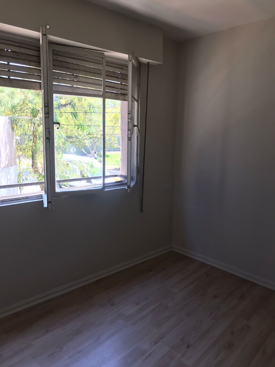 Venta Oficina 1B Plaza Italia - Providencia