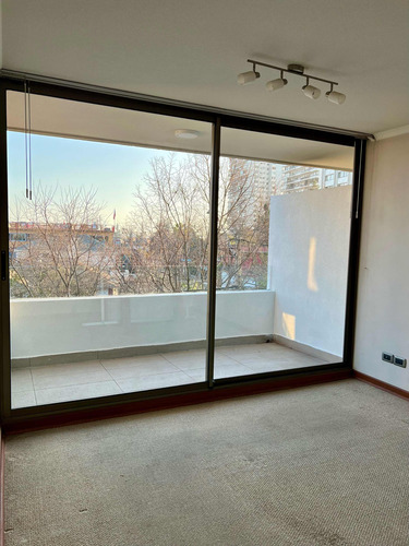 Arriendo Departamento 2D 2B 1E 1B Metro Bilbao - Providencia