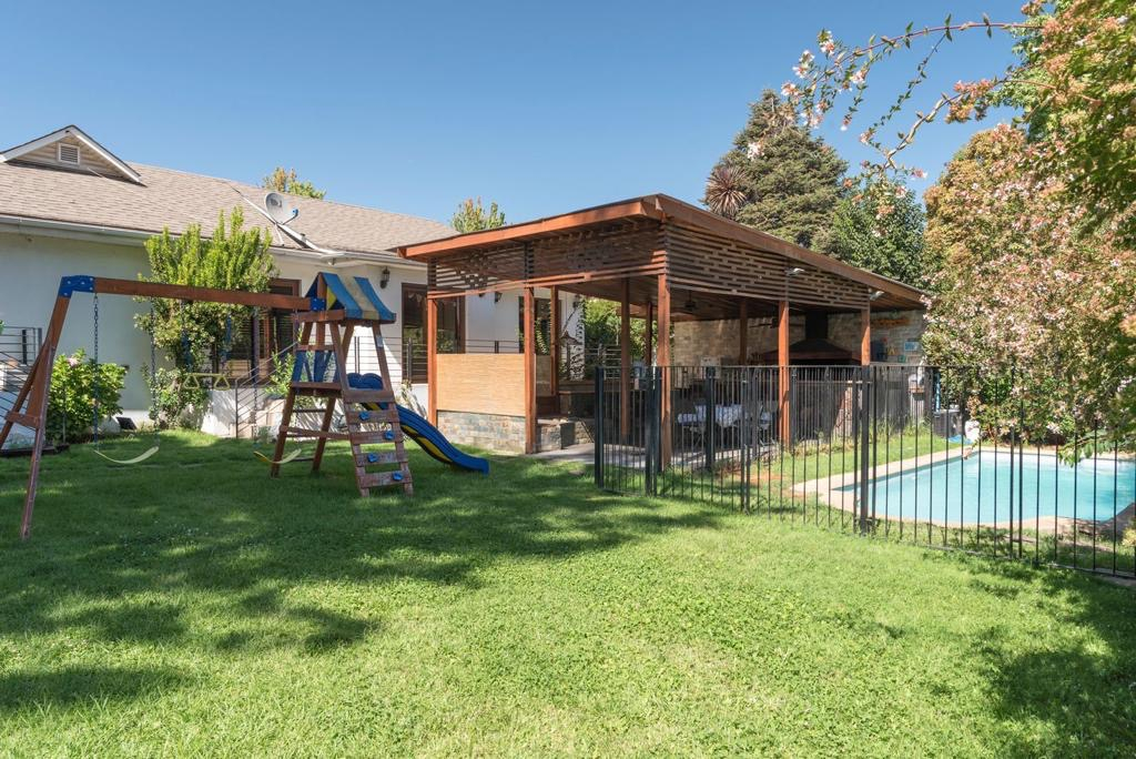 Venta Casa NOSP 5D en suite Walk-in cl&oacute;set 6B 3E 2Bd Los Dominicos - Las Condes