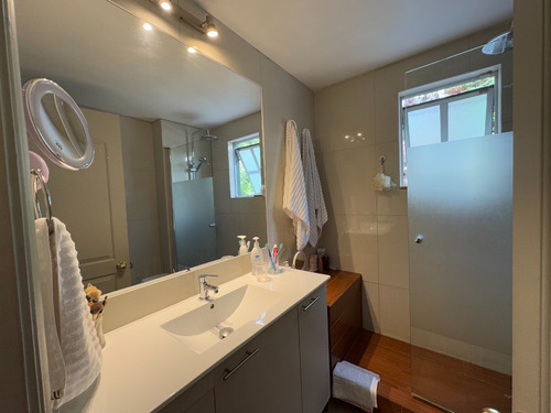 Venta Casa 4D en suite Walk-in cl&oacute;set 3B 2E 1B San Carlos de Apoquindo - Las Condes