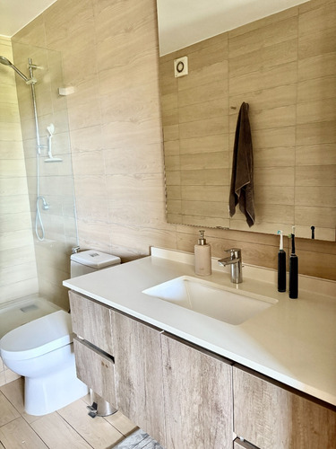 Arriendo Departamento S 2D en suite Walk-in cl&oacute;set 2B 1E 1B Mall Sport - Las Condes