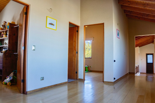 Venta Casa SO 6D en suite Walk-in cl&oacute;set 5B 4E 1B Los Dominicos - Las Condes