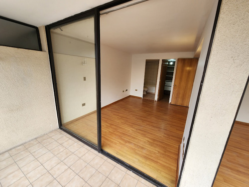 Arriendo Departamento NO 3D en suite Walk-in cl&oacute;set 3B 1E 1B Metro Manquehue - Apumanque - Las Condes