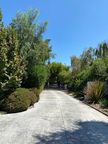 Arriendo Casa 5D 6B 6E 1B Chicureo - Colina