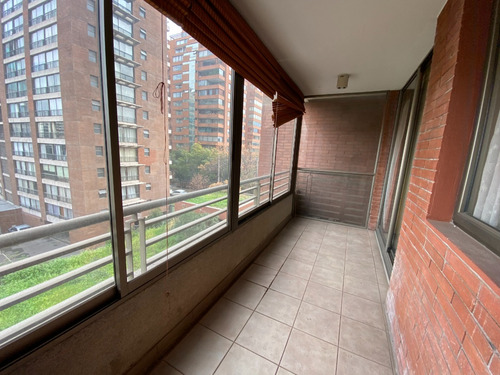 Arriendo Departamento P 2D en suite 2B 1E 1B Metro Escuela Militar - Las Condes
