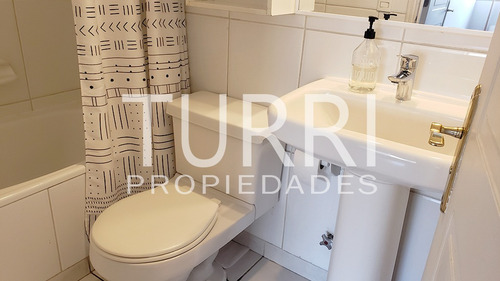 Arriendo Departamento N 2D en suite 2B 1E 1B Barrio El Golf - Las Condes