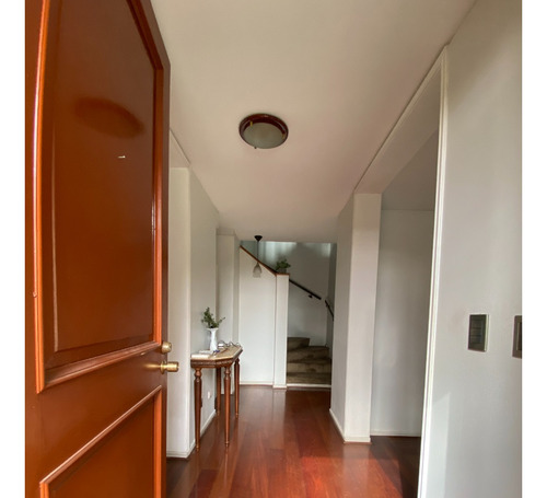Arriendo Casa NP 3D en suite 4B 2E Metro Pr&iacute;ncipe de Gales - Country Club - La Reina
