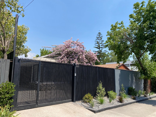 Venta Casa NO 3D 2B 2E 1B Juan XXIII - Vitacura