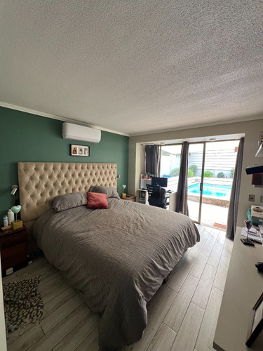 Venta Casa P 5D en suite Walk-in cl&oacute;set 4B 2E La Dehesa - Lo Barnechea