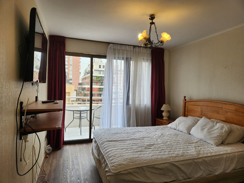 Arriendo Departamento P 2D en suite 2B 1E 1B Metro Escuela Militar - Las Condes