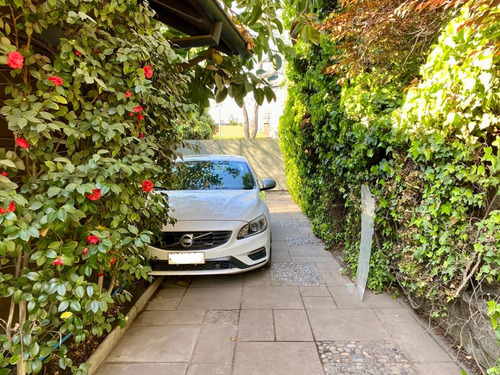 Arriendo Casa NO 4D en suite Walk-in cl&oacute;set 3B 2E 1B Sebasti&aacute;n Elcano - Las Condes