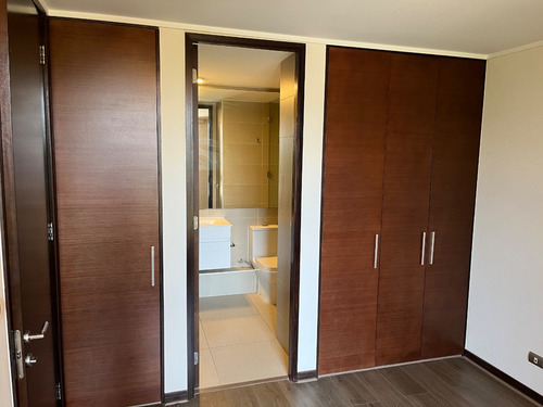 Venta Departamento O 1D en suite 1B 1E 1B Metro Hernando de Magallanes - Las Condes