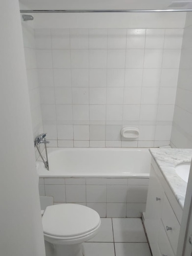 Arriendo Departamento NO 2D en suite 2B 1E 1B Parque Bicentenario - Vitacura