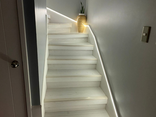 Venta Casa O 5D en suite Walk-in cl&oacute;set 5B 4E 1B Chicureo - Colina