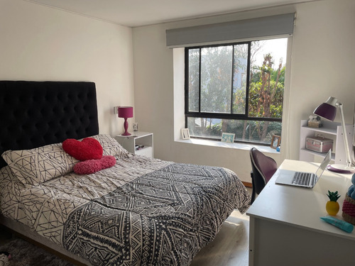 Venta Casa NO 5D en suite Walk-in cl&oacute;set 5B 4E Carlos Ossand&oacute;n - La Reina