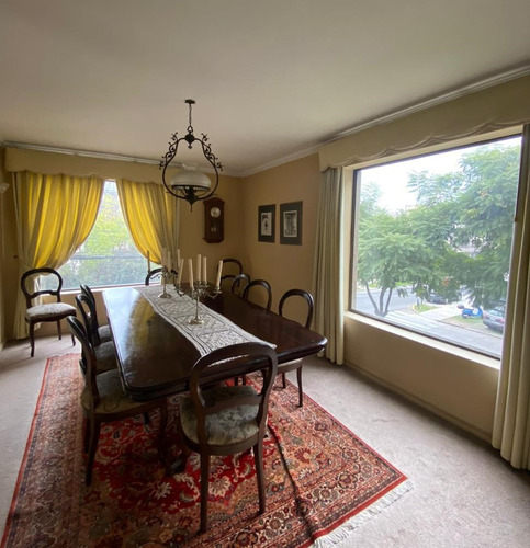 Venta Departamento 4D Walk-in cl&oacute;set 3B 1E 1B Barrio El Golf - Las Condes