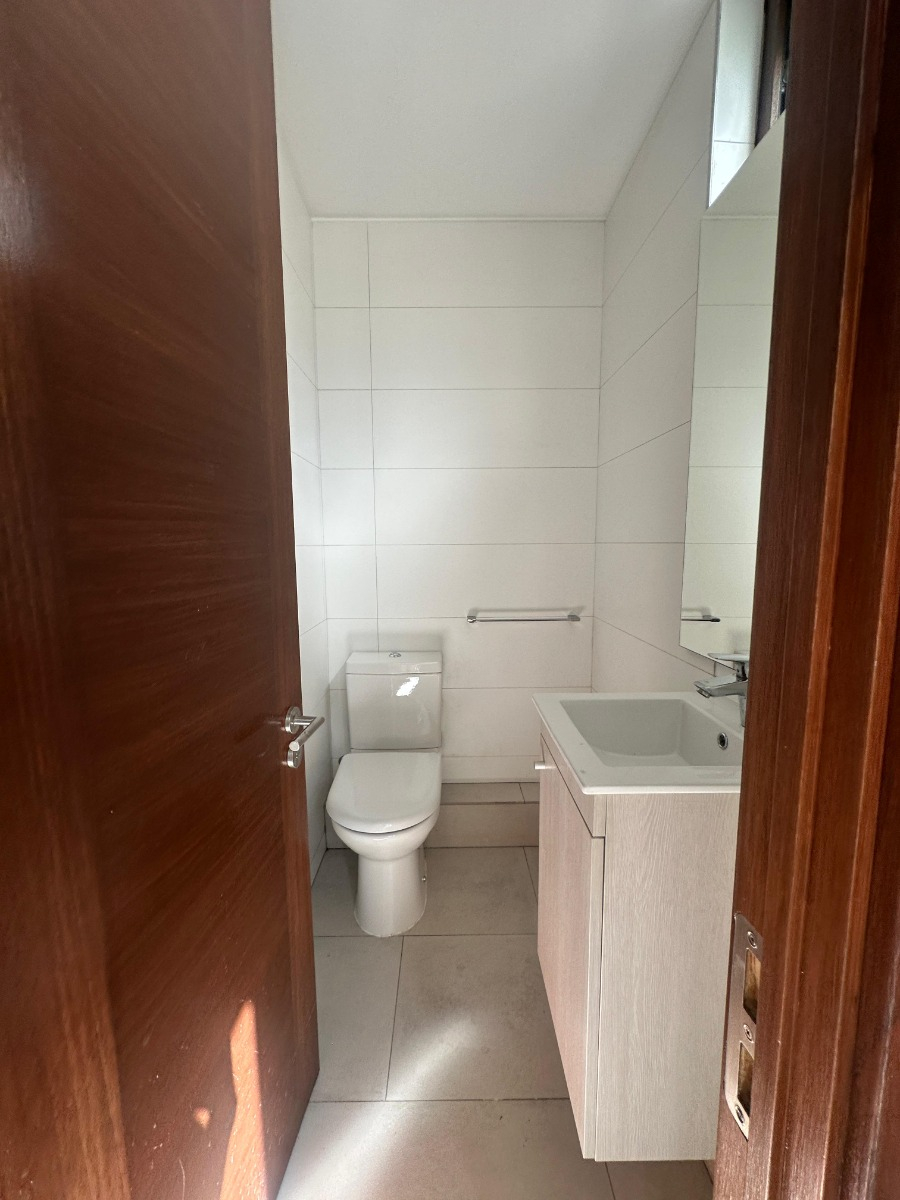 Venta Casa O 4D en suite Walk-in cl&oacute;set 4B 2E 2Bd Los Trapenses - Lo Barnechea