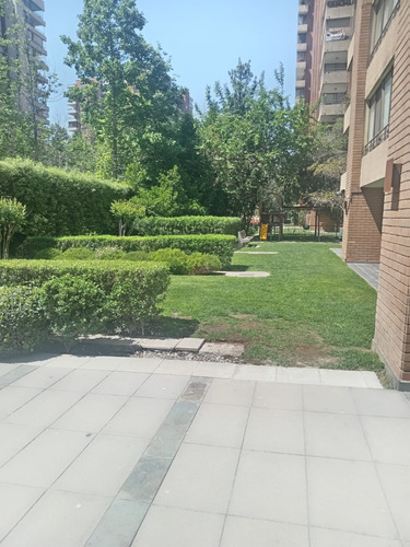 Arriendo Departamento NO 2D en suite Walk-in cl&oacute;set 2B 1E 1B Nueva Las Condes - Las Condes