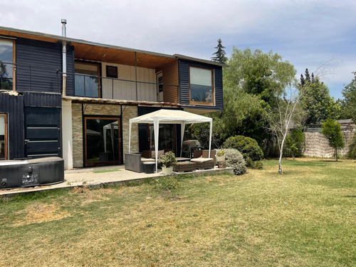 Arriendo Casa 5D 3B 5E 1B Chicureo - Colina
