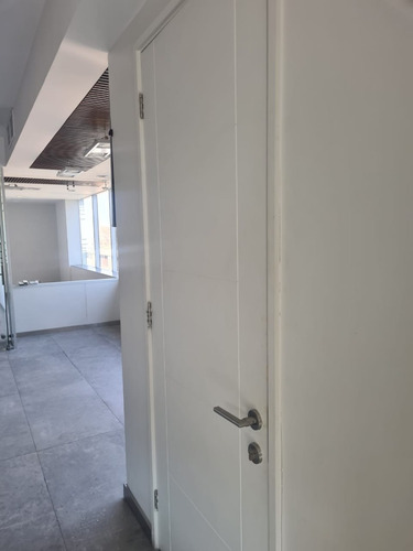 Venta Oficina 2B 1E 1B Los Leones - Providencia