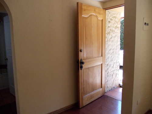 Arriendo Casa NO 6D en suite 4B 1E 1B In&eacute;s de Su&aacute;rez - Providencia