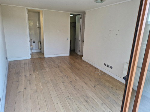 Venta Departamento N 2D en suite Walk-in cl&oacute;set 2B 2E 1B Plaza San Enrique - Lo Barnechea