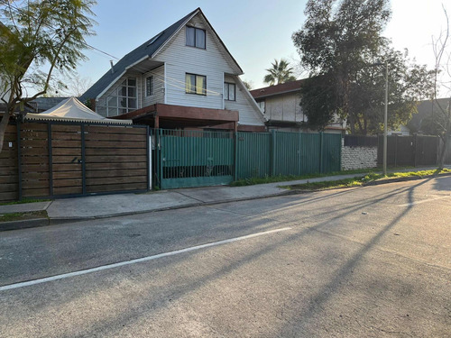 Venta Casa 5D 3B 3E Alto Las Condes - Las Condes